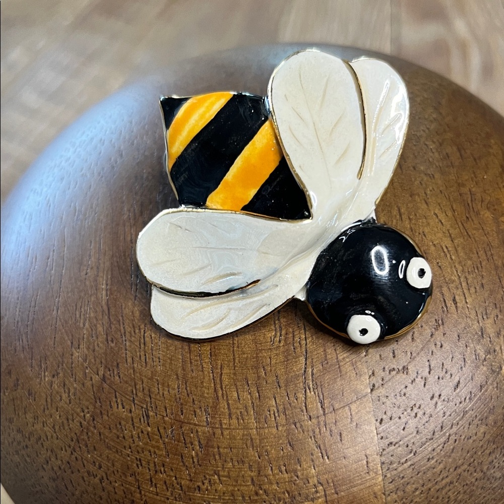Cute Gold Trimmed Bee Enamel Pin